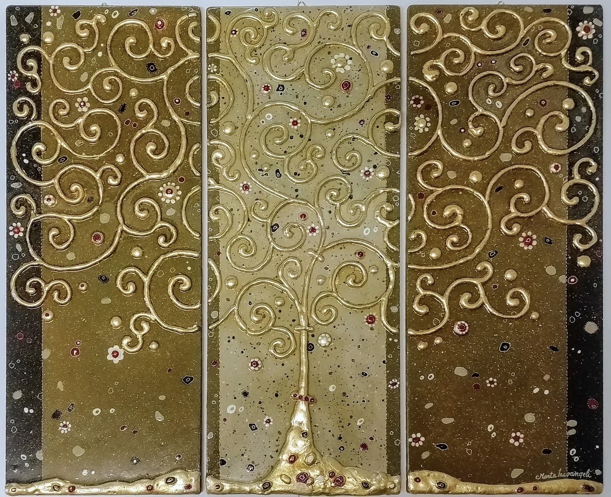 Albero d'oro su trittico decorativo dipinto da Marta Iacoangeli